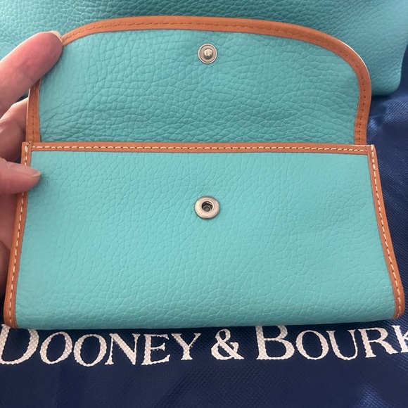 Beautiful bag and wallet. - Picture 3 of 13